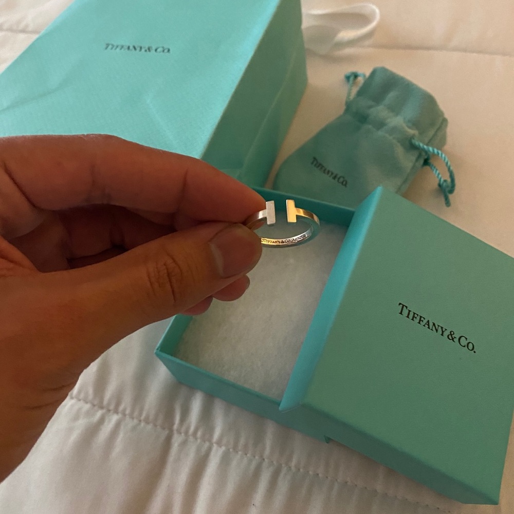 Tiffany T square ring